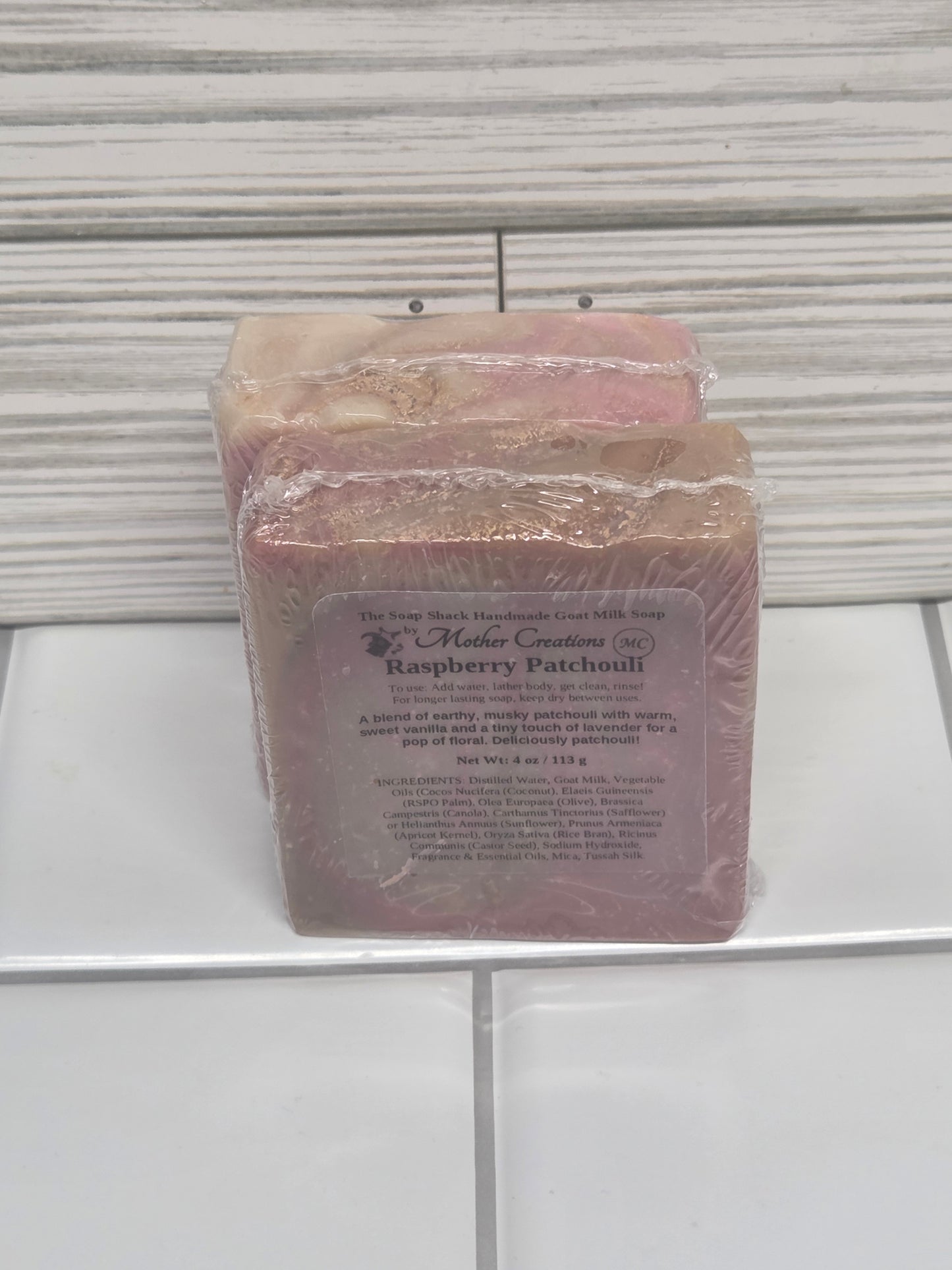 🌒Raspberry Patchouli Goat Milk Soap