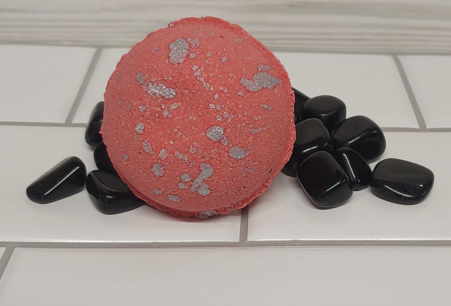 ๐ Chakra Harmony Bath Bomb Set โ Hidden Crytal inside (7-Piece Collection)