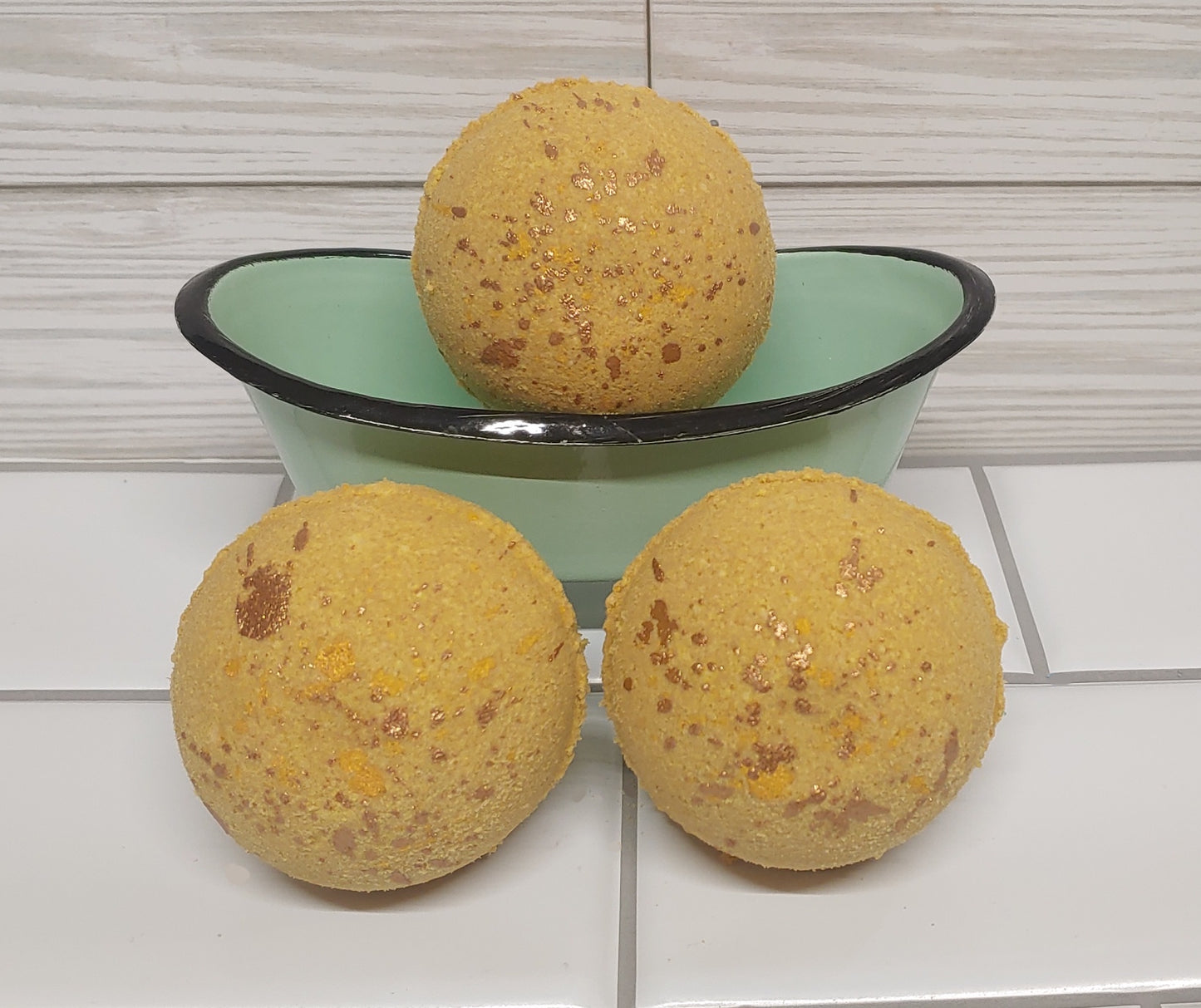 ๐ Chakra Harmony Bath Bomb Set โ Hidden Crytal inside (7-Piece Collection)