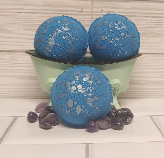 🌈 Chakra Harmony Bath Bomb Set – Hidden Crytal inside (7-Piece Collection)