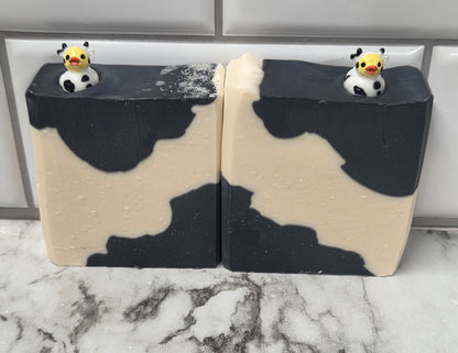 Quackamoo Buttermilk Soap with Collectable Duck Top